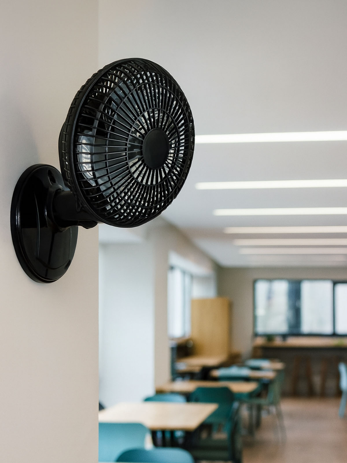 Ventilador Mini Turbo 20cm Preto